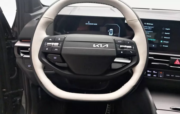 KIA SPORTAGE 1.6 T-GDi 239ch ISG Hybride BVA6 4x2 GT Line extérieur trois quart arrière gauche 944258