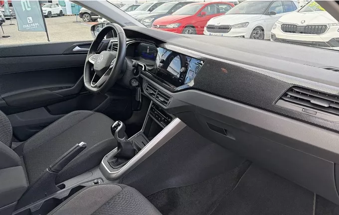 VOLKSWAGEN POLO 1.0 TSI 95 S&S BVM5 Life Plus photo 18 560213