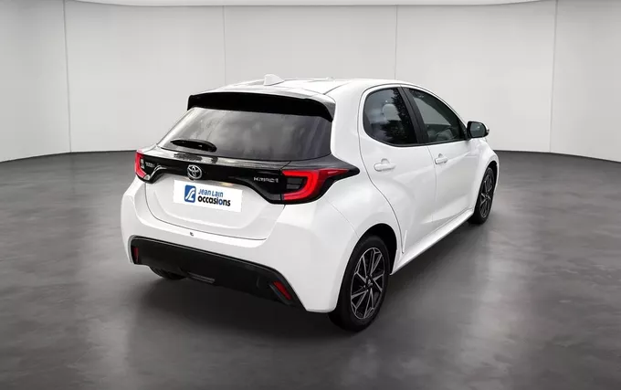 TOYOTA YARIS Hybride 116h Design extérieur trois quart arrière droit 1104072