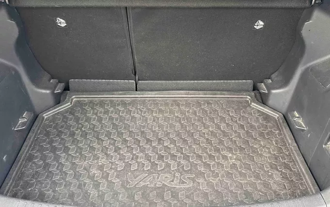TOYOTA YARIS Hybride 116h Design photo 10 1104072