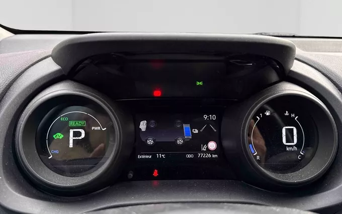 TOYOTA YARIS Hybride 116h Design photo 19 1104072