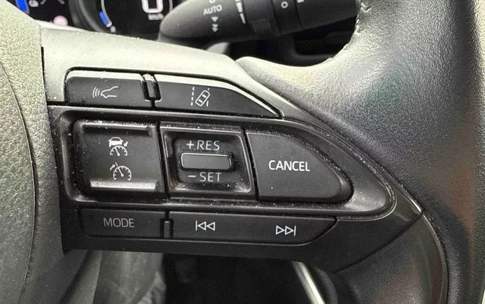 TOYOTA YARIS Hybride 116h Design photo 20 1104072