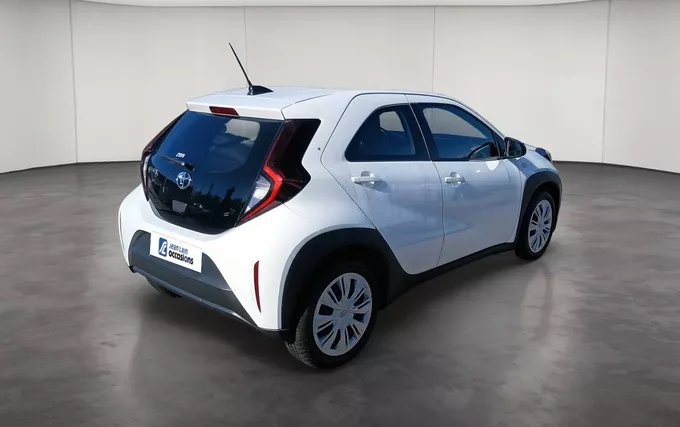TOYOTA AYGO X 1.0 VVT-i 72 Dynamic extérieur trois quart arrière droit 1104042