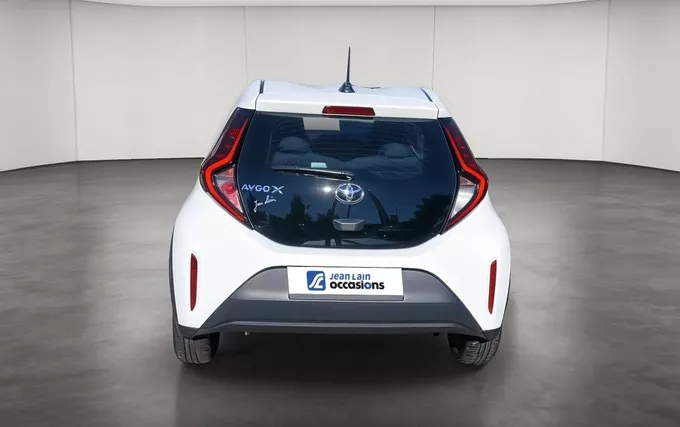 TOYOTA AYGO X 1.0 VVT-i 72 Dynamic extérieur arrière 1104042