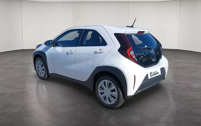 TOYOTA AYGO X 1.0 VVT-i 72 Dynamic extérieur trois quart arrière gauche 1104042