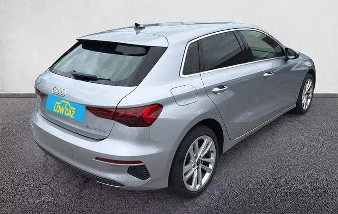 AUDI A3 Sportback 40 TFSIe 204 S tronic 6 Design extérieur trois quart arrière droit 212962