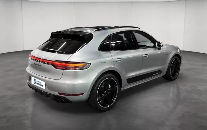 PORSCHE MACAN Turbo 3.0 440 ch PDK extérieur trois quart arrière droit 2133301