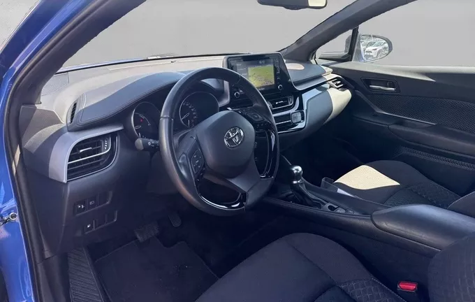 TOYOTA C-HR Hybride 1.8L Dynamic Business photo 11 1103699