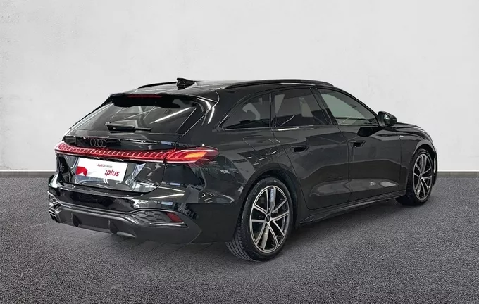 AUDI A5 Avant TDI Hybride 204 ch S tronic 7 S line extérieur trois quart arrière droit 2125515