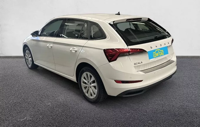 SKODA SCALA 1.0 TSI Evo 110 ch DSG7 Business extérieur trois quart arrière gauche 213096