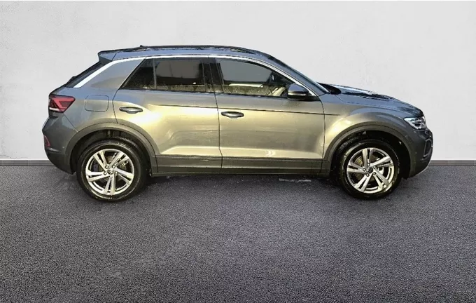 VOLKSWAGEN T-ROC 1.5 TSI EVO2 150 Start/Stop DSG7 VW Edition extérieur côté droit 560222