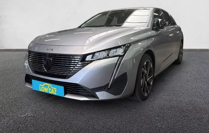 PEUGEOT 308 SW Hybrid 145 e-DCS6 Allure extérieur trois quart avant gauche 213737