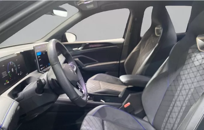 VOLKSWAGEN TIGUAN 1.5 eHybrid 204ch DSG6 R-Line extérieur trois quart arrière droit 2129169