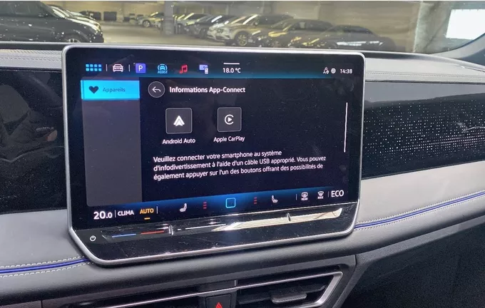 VOLKSWAGEN TIGUAN 1.5 eHybrid 204ch DSG6 R-Line photo 18 2129169