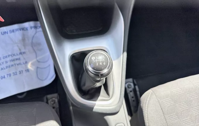 TOYOTA YARIS 120 VVT-i Dynamic Business photo 13 1103527