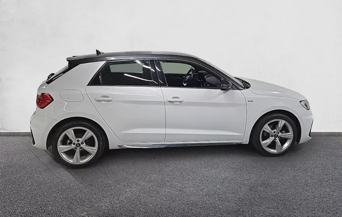 AUDI A1 Sportback 30 TFSI 110 ch S tronic 7 S Line extérieur côté droit 2128252