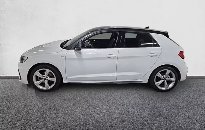 AUDI A1 Sportback 30 TFSI 110 ch S tronic 7 S Line extérieur côté gauche 2128252