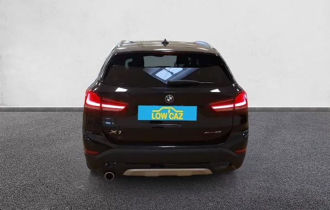 BMW X1 xDrive 25e 220 ch BVA6 xLine extérieur arrière 212825