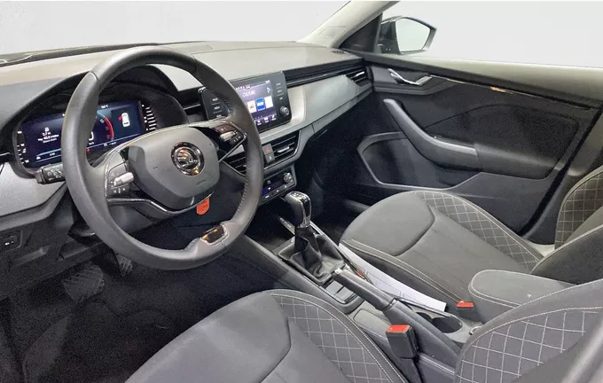 SKODA KAMIQ 1.0 TSI Evo 110 ch DSG7 Ambition photo 13 2129024