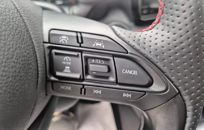 TOYOTA YARIS Hybride 130h GR Sport photo 12 1103170