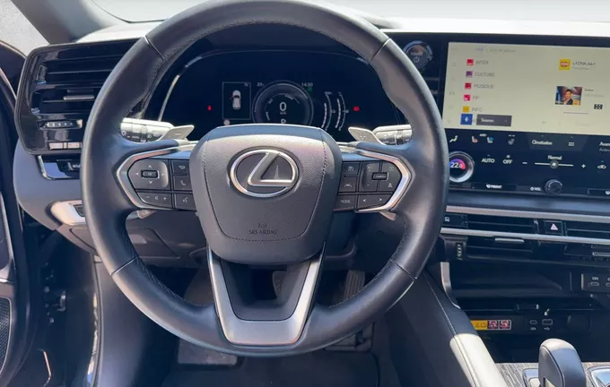 LEXUS RX 450h+ 4WD Hybride Rechargeable Luxe photo 12 1103387