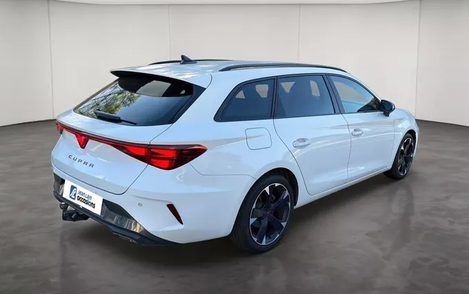 CUPRA LEON Sportstourer 2.0 TDI 150 ch DSG7 V extérieur trois quart arrière droit 2132118