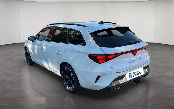 CUPRA LEON Sportstourer 2.0 TDI 150 ch DSG7 V extérieur trois quart arrière gauche 2132118