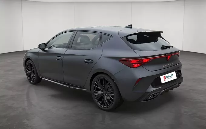 CUPRA LEON 1.5 eTSI Hybrid 150 ch DSG7 V extérieur trois quart arrière gauche 4859