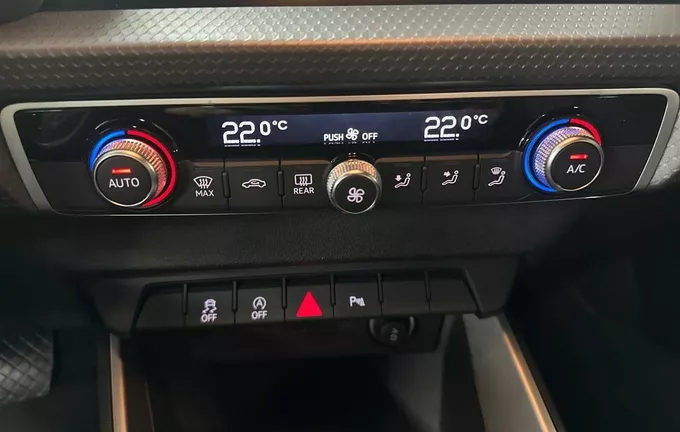 AUDI A1 Sportback 25 TFSI 95 ch S tronic 7 Design photo 14 2125099