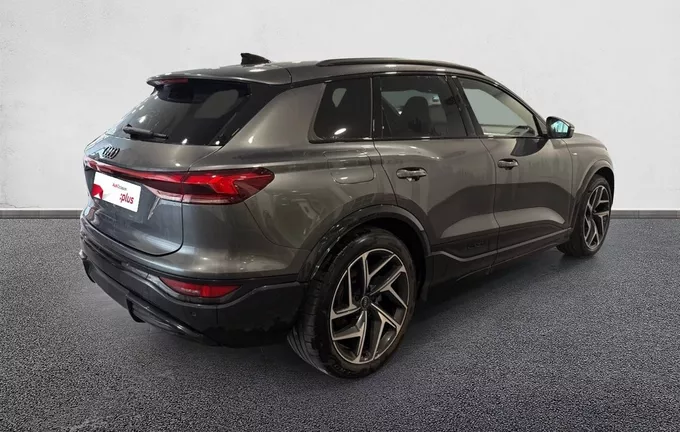 AUDI Q6 E-TRON 306 ch 100 kWh performance S line extérieur trois quart arrière droit 2126727