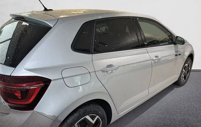 VOLKSWAGEN POLO 1.0 TSI 95 S&S DSG7 Style extérieur trois quart arrière droit 5759