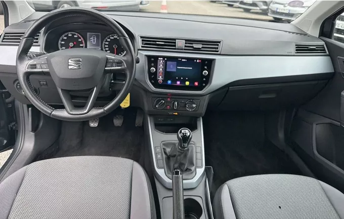 SEAT ARONA 1.0 TSI 95 ch Start/Stop BVM5 Style extérieur trois quart avant droit 213248