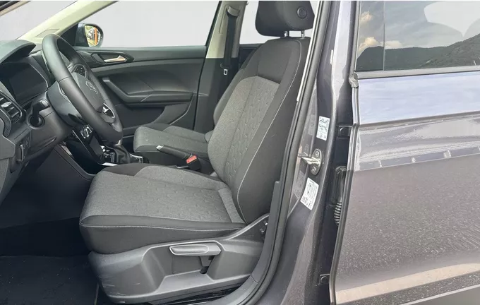 VOLKSWAGEN T-CROSS 1.0 TSI 116 Start/Stop DSG7 VW Edition extérieur trois quart arrière droit 2130459