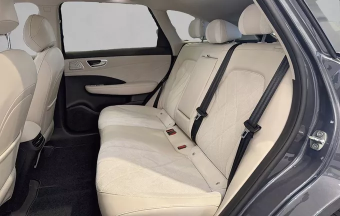 MG MGS6 EV MGS6 EV Luxury photo 17 9887