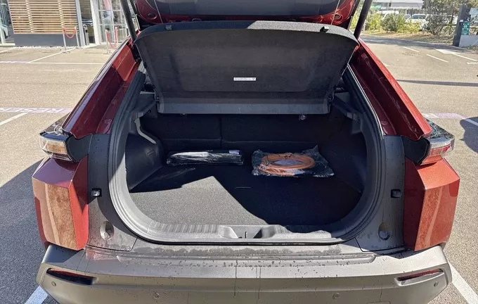 TOYOTA C-HR+ ELECTRIQUE C-HR+ Grande Autonomie 77 kWh Design photo 10 162501