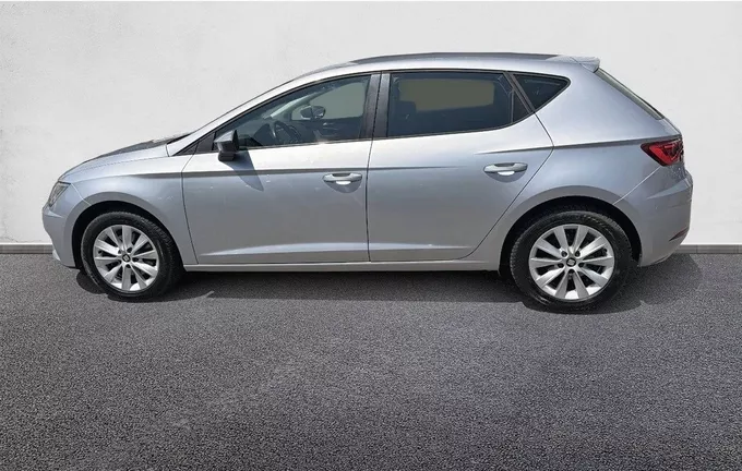 SEAT LEON 1.6 TDI 115 Start/Stop BVM5 Style extérieur trois quart arrière gauche 213360