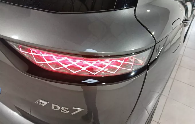DS DS7 CROSSBACK Hybride E-Tense 300 EAT8 4x4 Louvre photo 18 944908