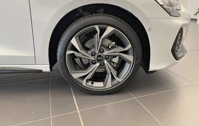 AUDI A3 Sportback TFSI Mild Hybrid 150 S tronic 7 S line photo 9 6980