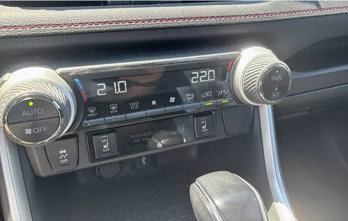SUZUKI ACROSS 2.5 Hybride Rechargeable 1ere Edition photo 18 13894