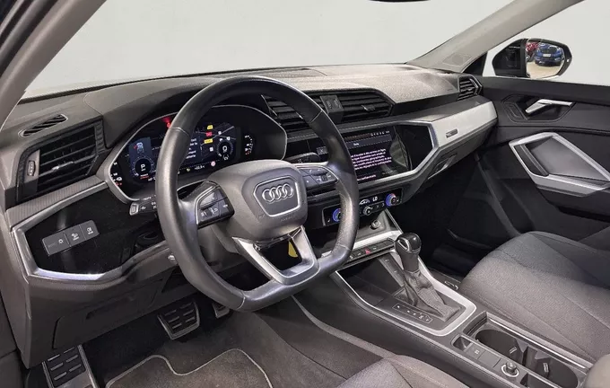 AUDI Q3 Sportback 45 TFSIe 245 ch S tronic 6 photo 11 2129069