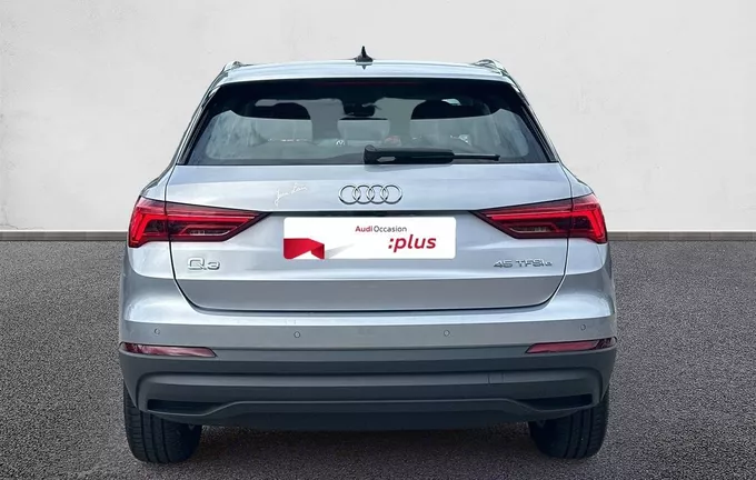 AUDI Q3 45 TFSIe 245 ch S tronic 6 Business Executive extérieur arrière 2131946