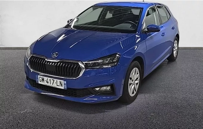 SKODA FABIA 1.0 MPI 80 ch BVM5 Ambition extérieur trois quart avant gauche 2129075