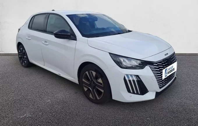 PEUGEOT 208 PureTech 100 S&S BVM6 Allure extérieur trois quart avant droit 2131055