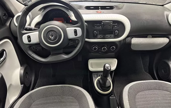 RENAULT TWINGO III 1.0 SCe 70 E6C Limited photo 18 213614