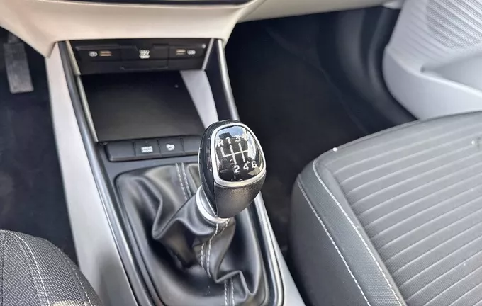 HYUNDAI I20 1.0 T-GDi 100 Hybrid 48V Intuitive photo 13 13745