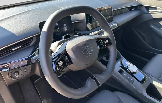 MG MG3 1.5 L Hybrid+ 195 ch Luxury photo 12 8227