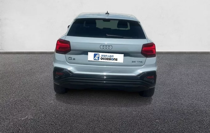 AUDI Q2 35 TFSI 150 S tronic 7 S line Plus extérieur arrière 560611