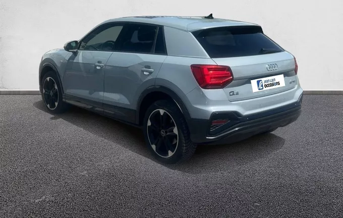 AUDI Q2 35 TFSI 150 S tronic 7 S line Plus extérieur trois quart arrière gauche 560611