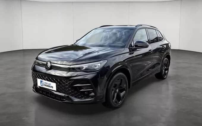 VOLKSWAGEN TIGUAN 2.0 TDI 193ch DSG7 4Motion R-Line Exclusive extérieur trois quart avant gauche 2131953