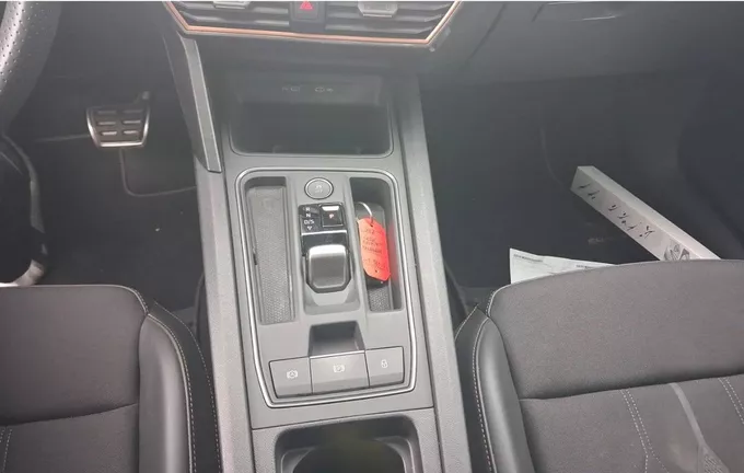 CUPRA LEON 1.4 e-HYBRID 245 ch DSG6 VZ photo 16 2128058
